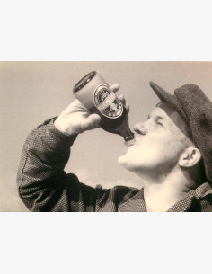 Jano sammuu mainosfilmissä Junttalipoo, 1954