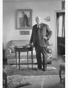 Presidentti P. E. Svinhufvud presidentinlinnassa