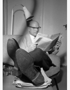 Presidentti Urho Kekkonen Tamminiemessä